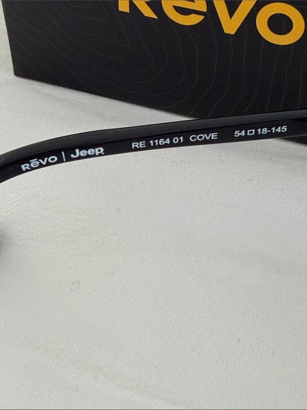 REVO Jeep sunglasses - Picture 3 of 11